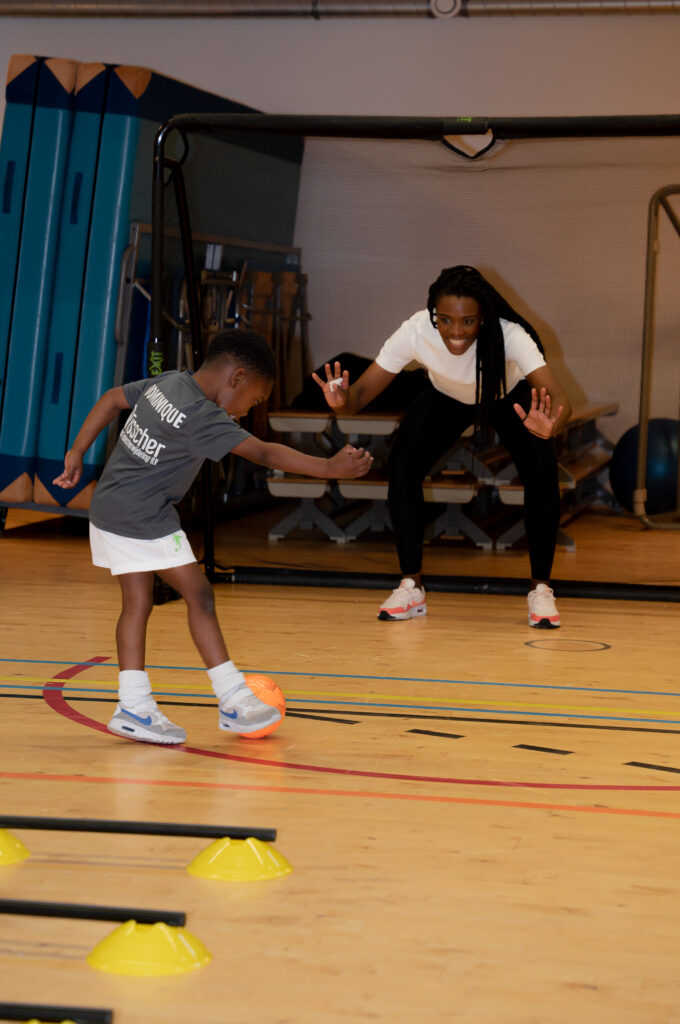 DSC0500316369151148391 680x1024